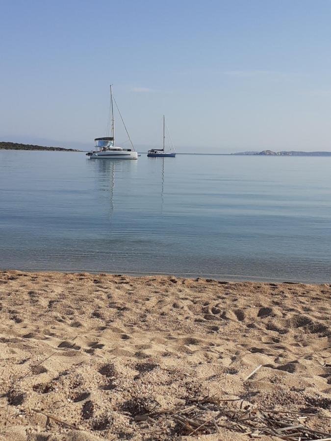 Agriturismo Gli Olivastri, Appartamento La Rosa Dei Venti Con Piscina E Solarium , Vista Mare ,Climatizzatore ,Wifi Aglientu Esterno foto